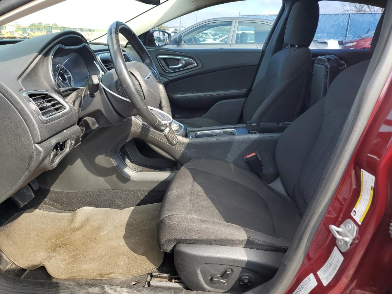 2016 Chrysler 200 - Image 7