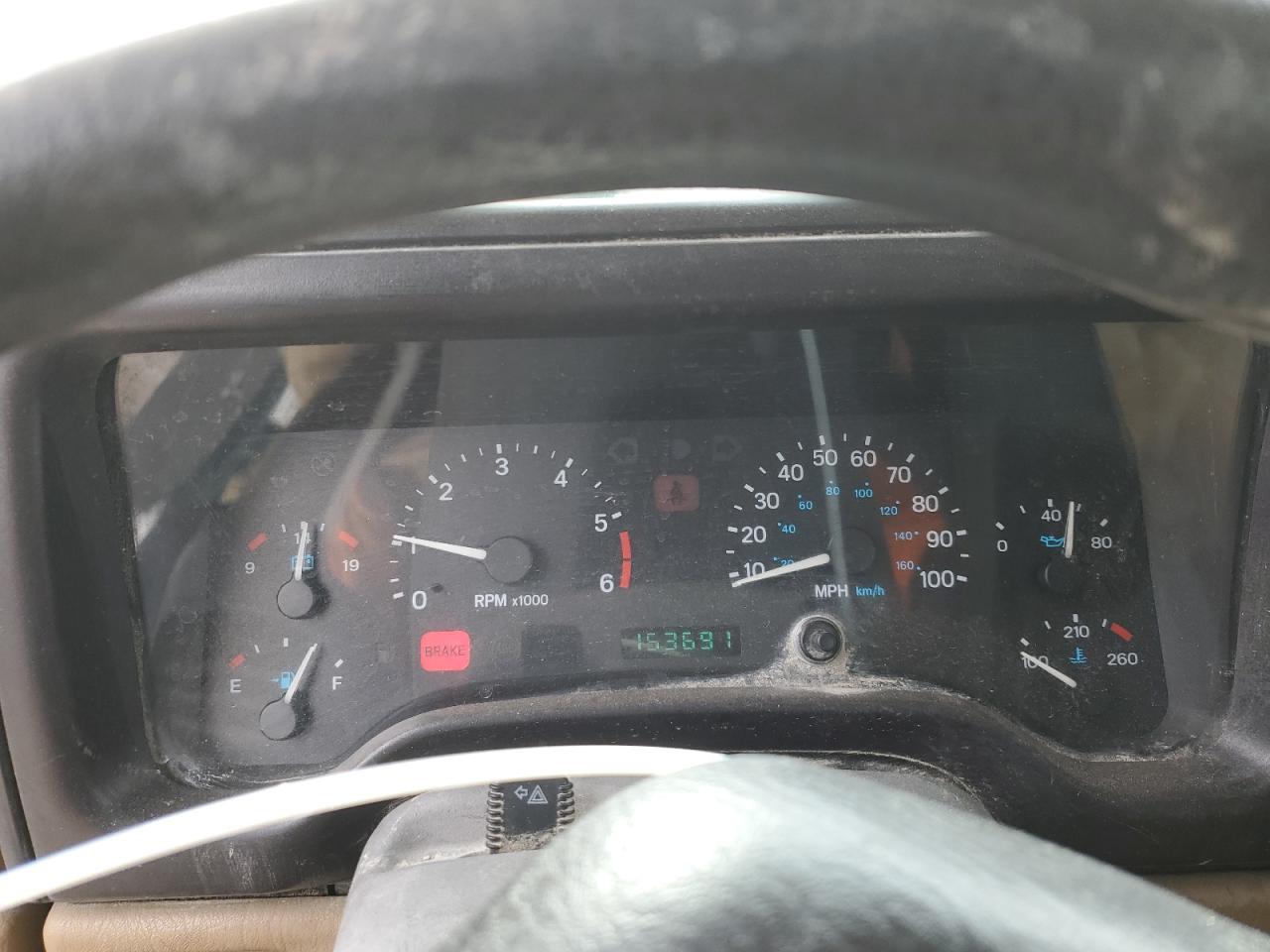 2000 Jeep Wrangler / Tj Se VIN: 1J4FA29P7YP788923 Lot: 45281235
