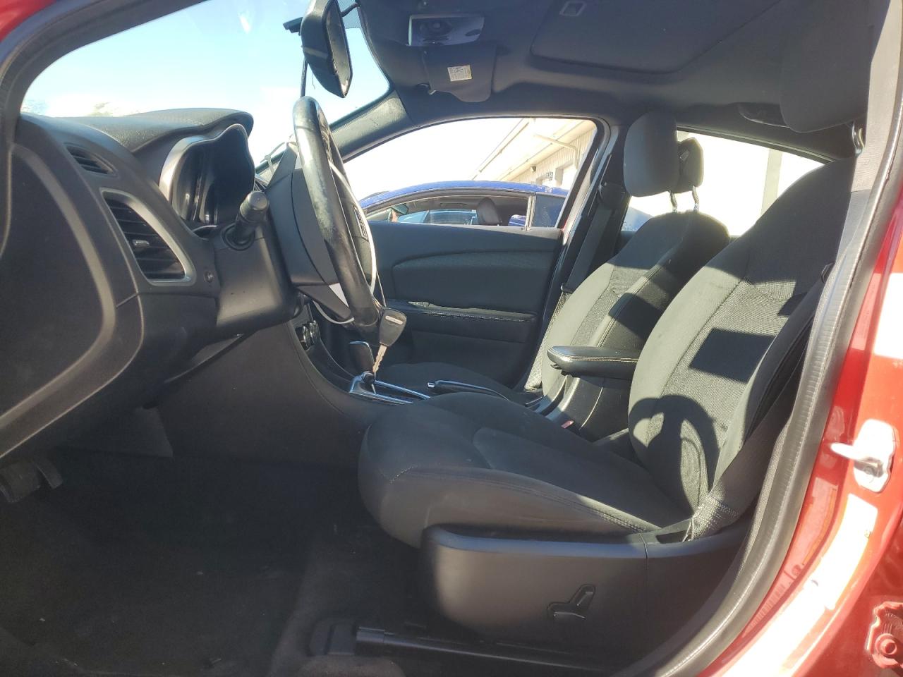 2014 Dodge Avenger - Image 7