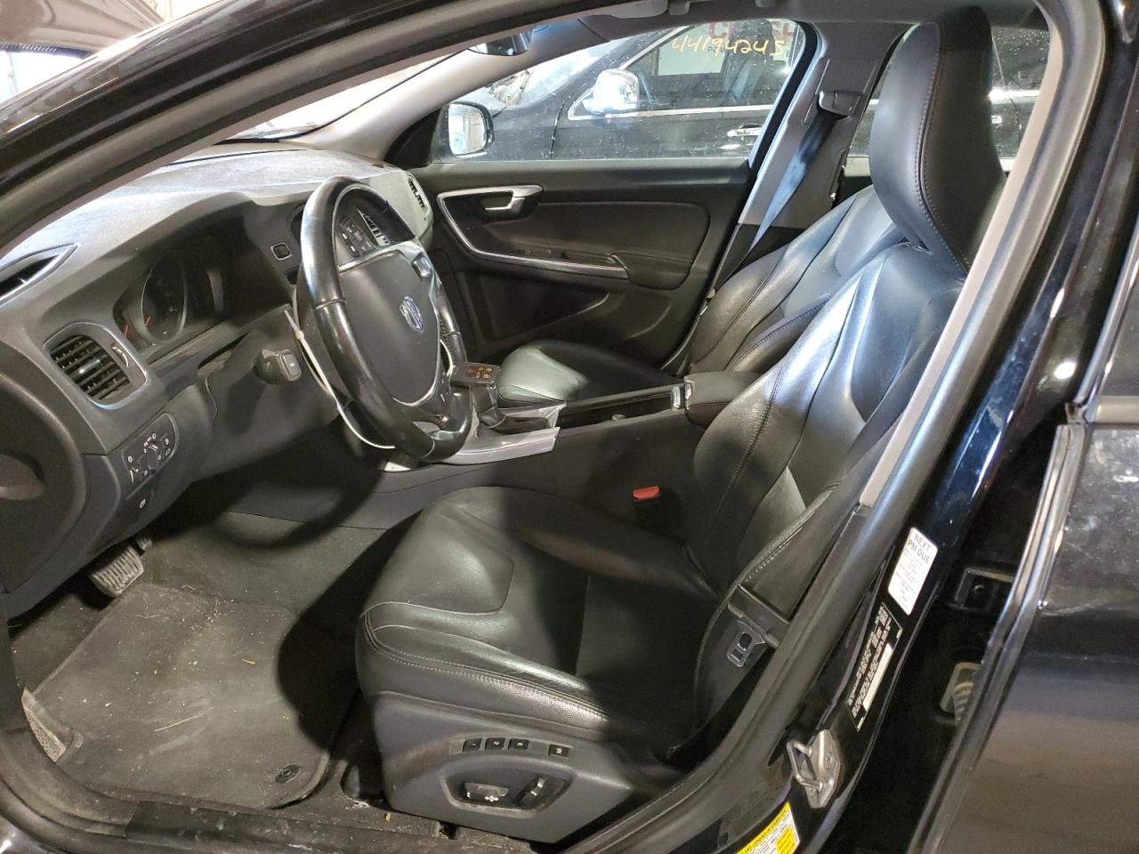 2017 Volvo S60 - Image 7