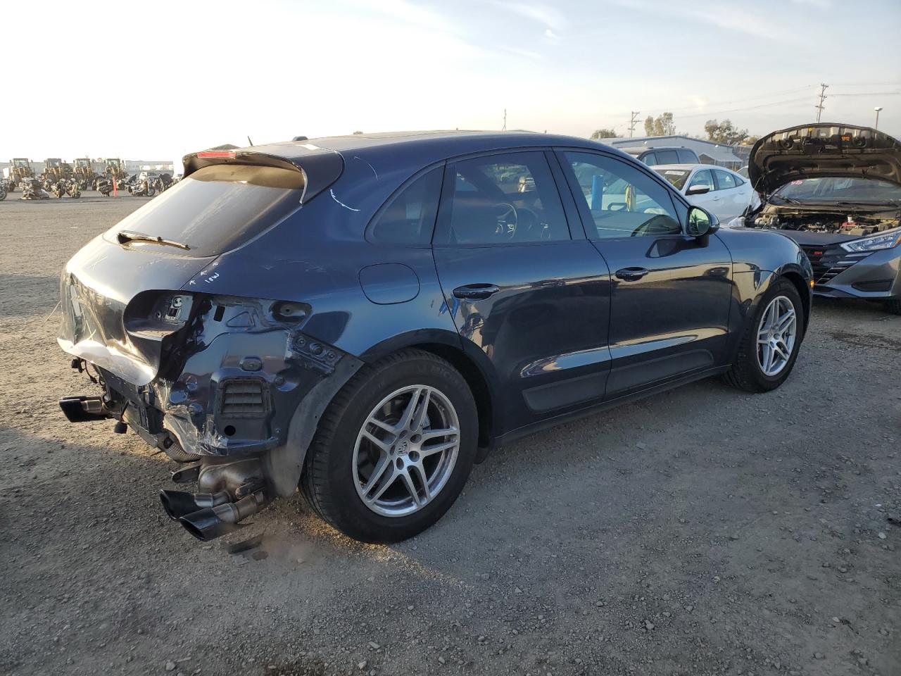 2016 Porsche Macan - Image 3