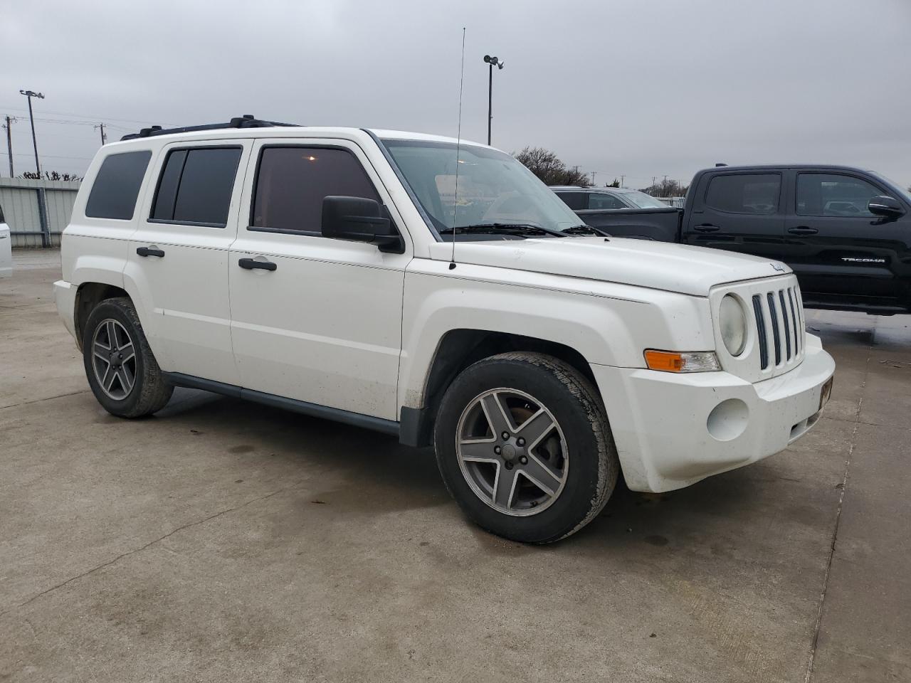 2008 Jeep Liberty (Patriot) - Image 4