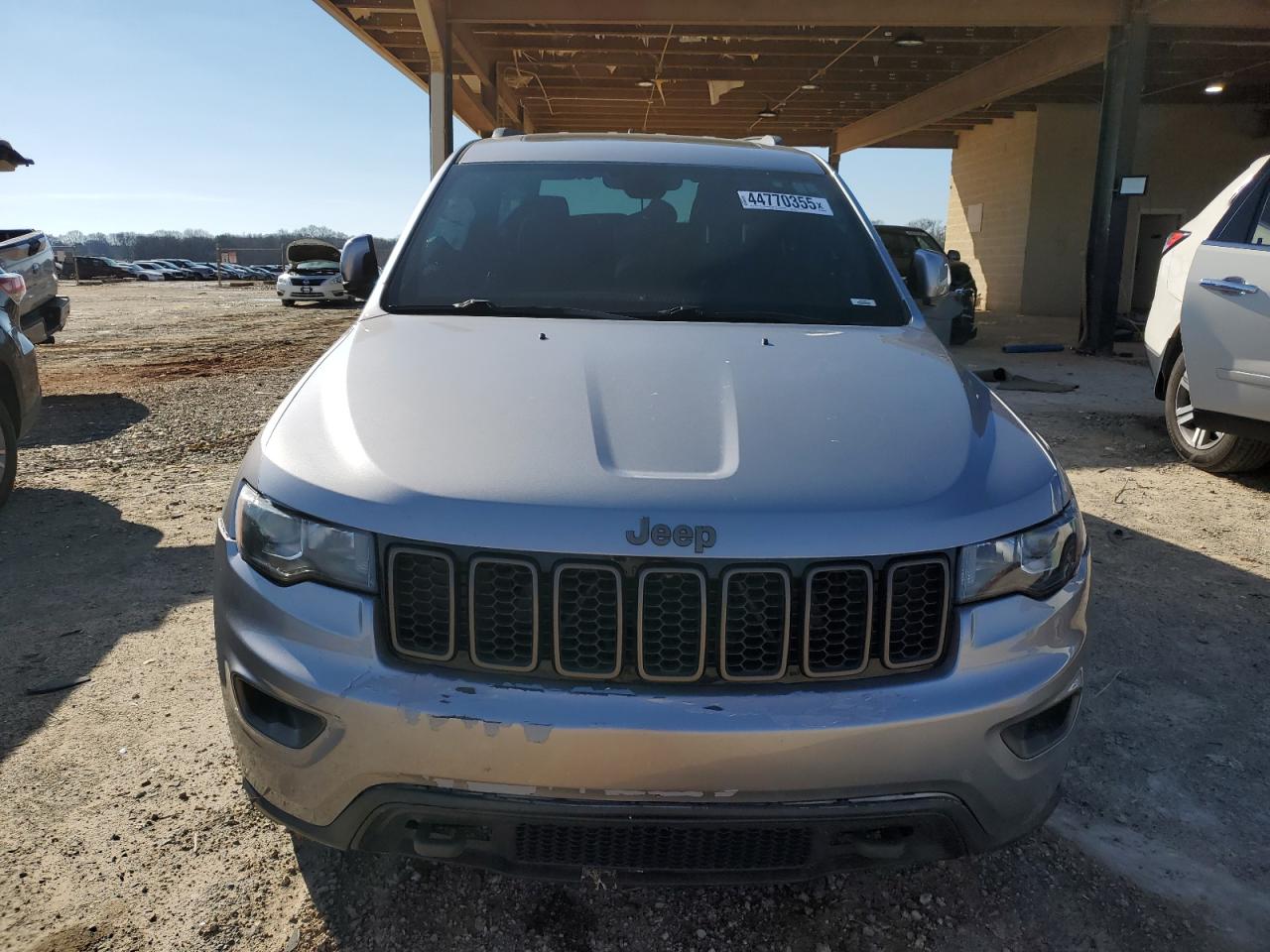 2016 Jeep Grand Cherokee - Image 5