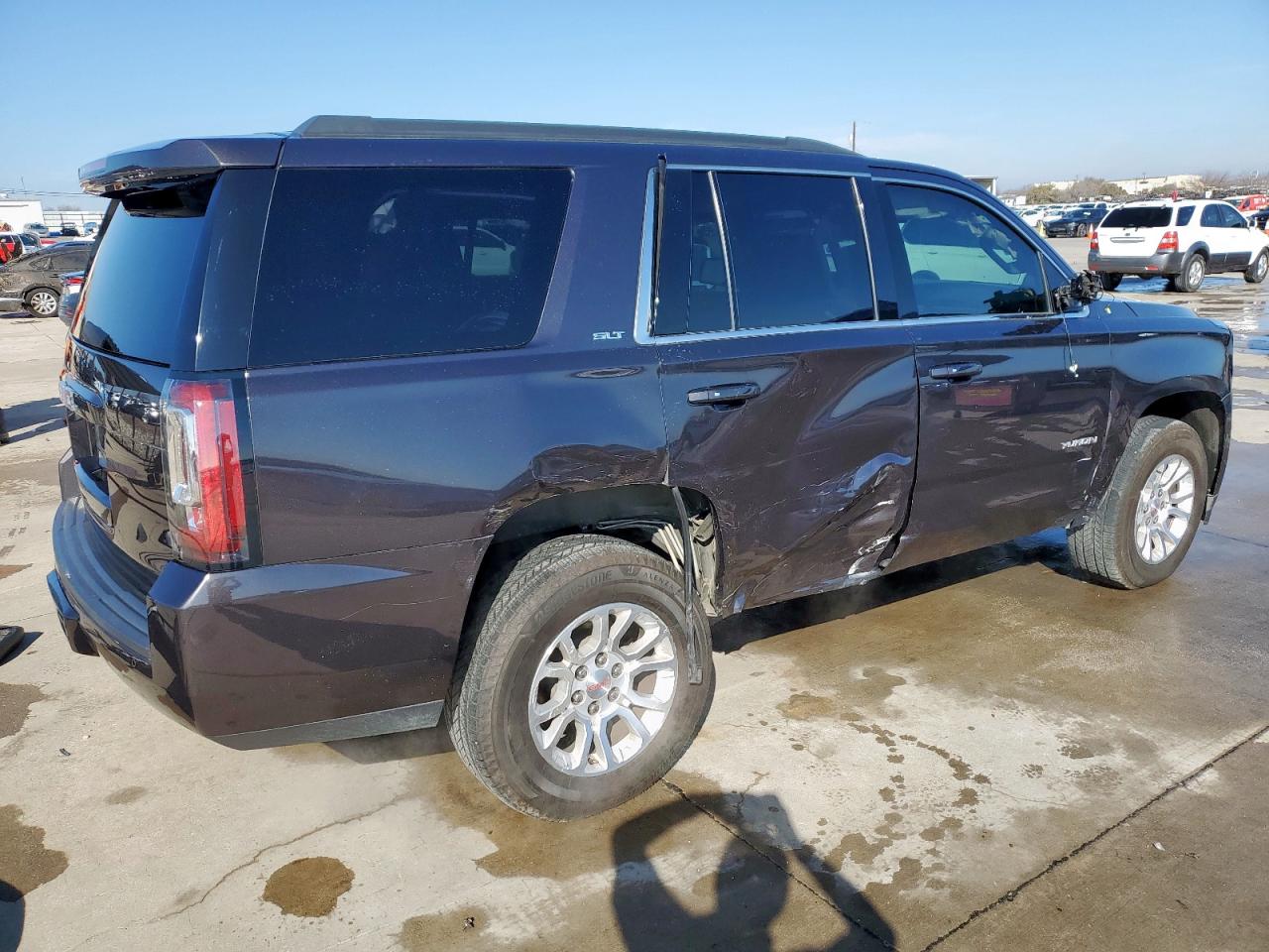 2017 GMC Yukon - Image 3