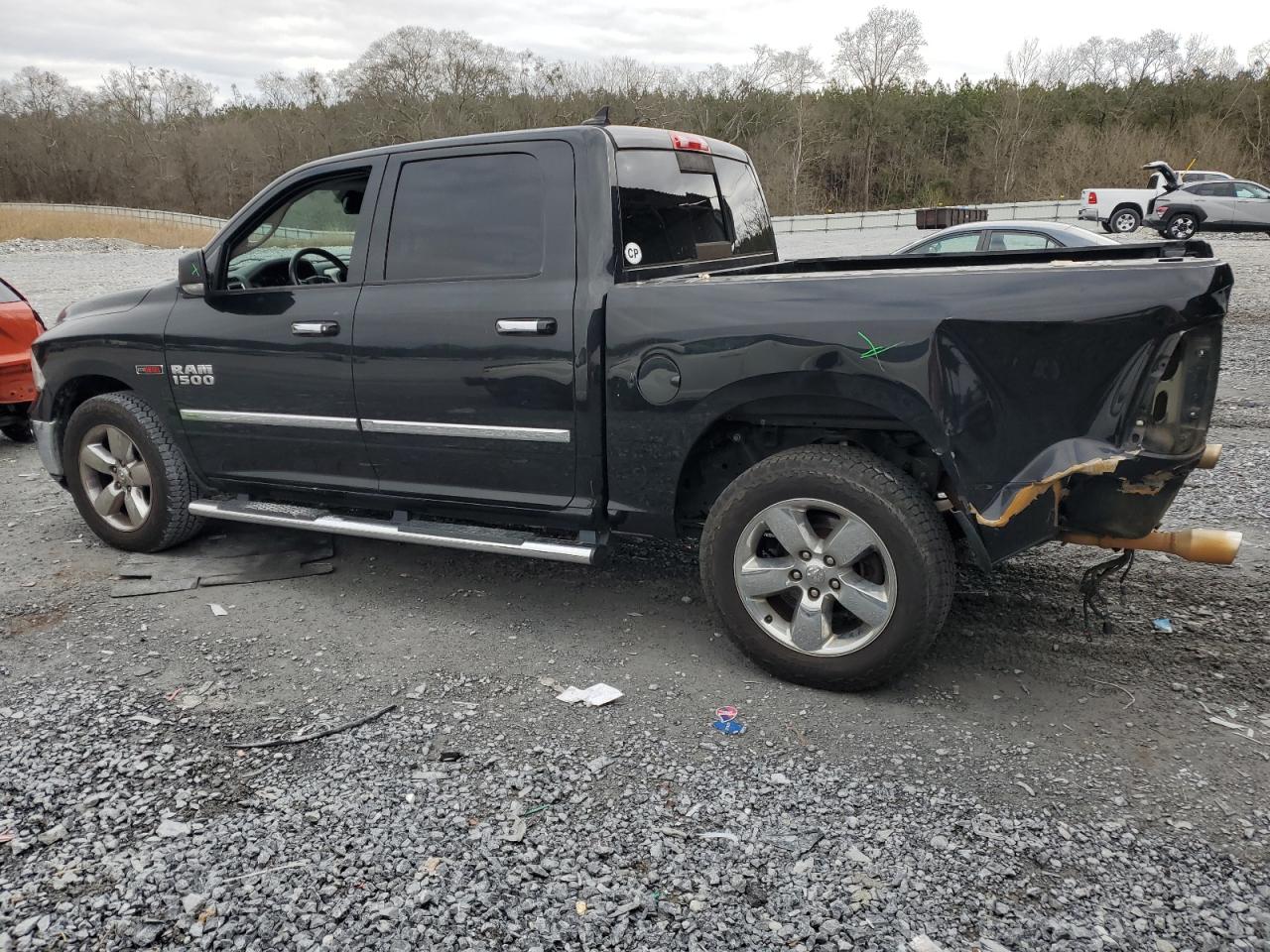 2015 RAM 1500 - Image 2