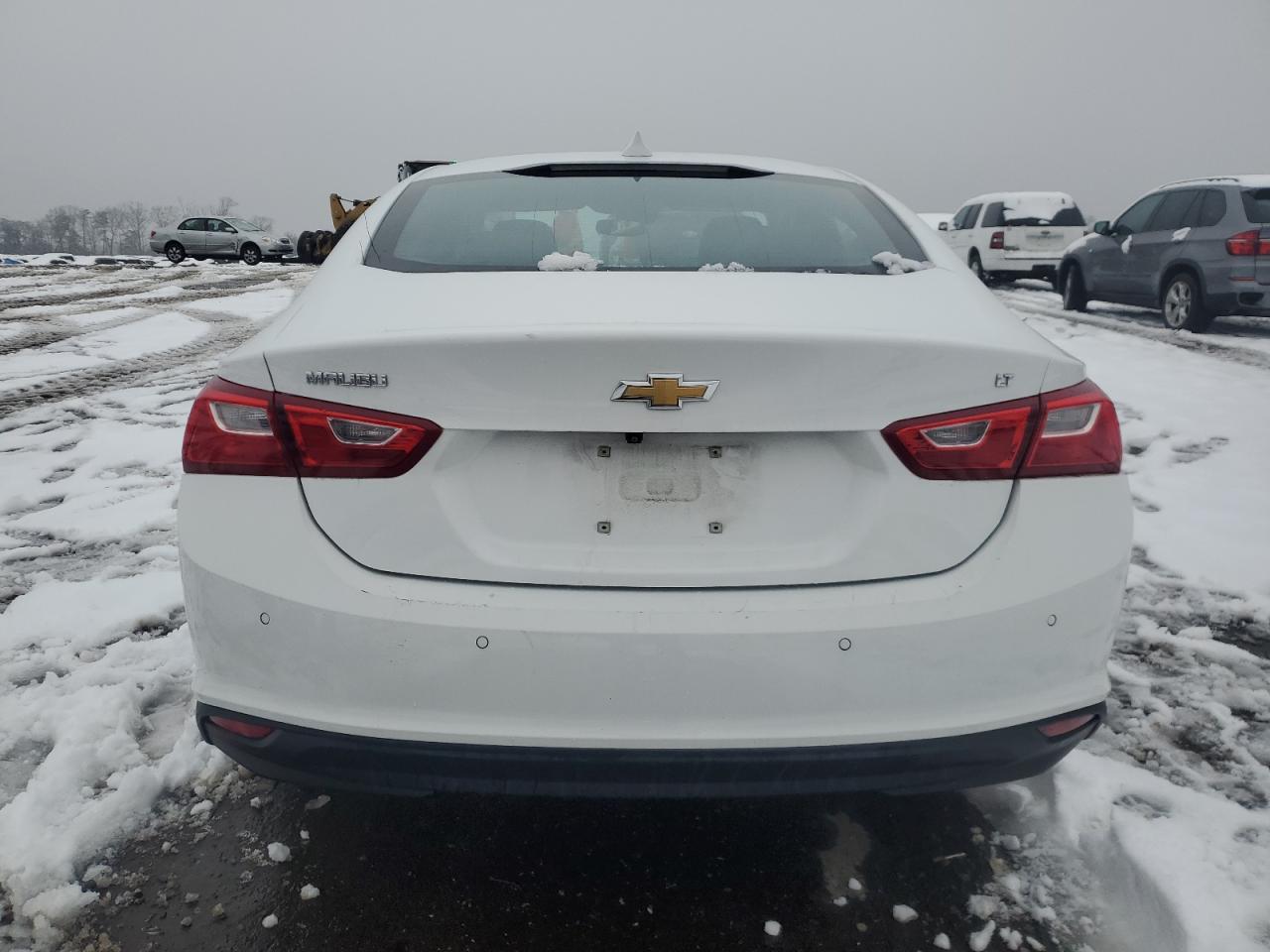 2023 Chevrolet Malibu - Image 6