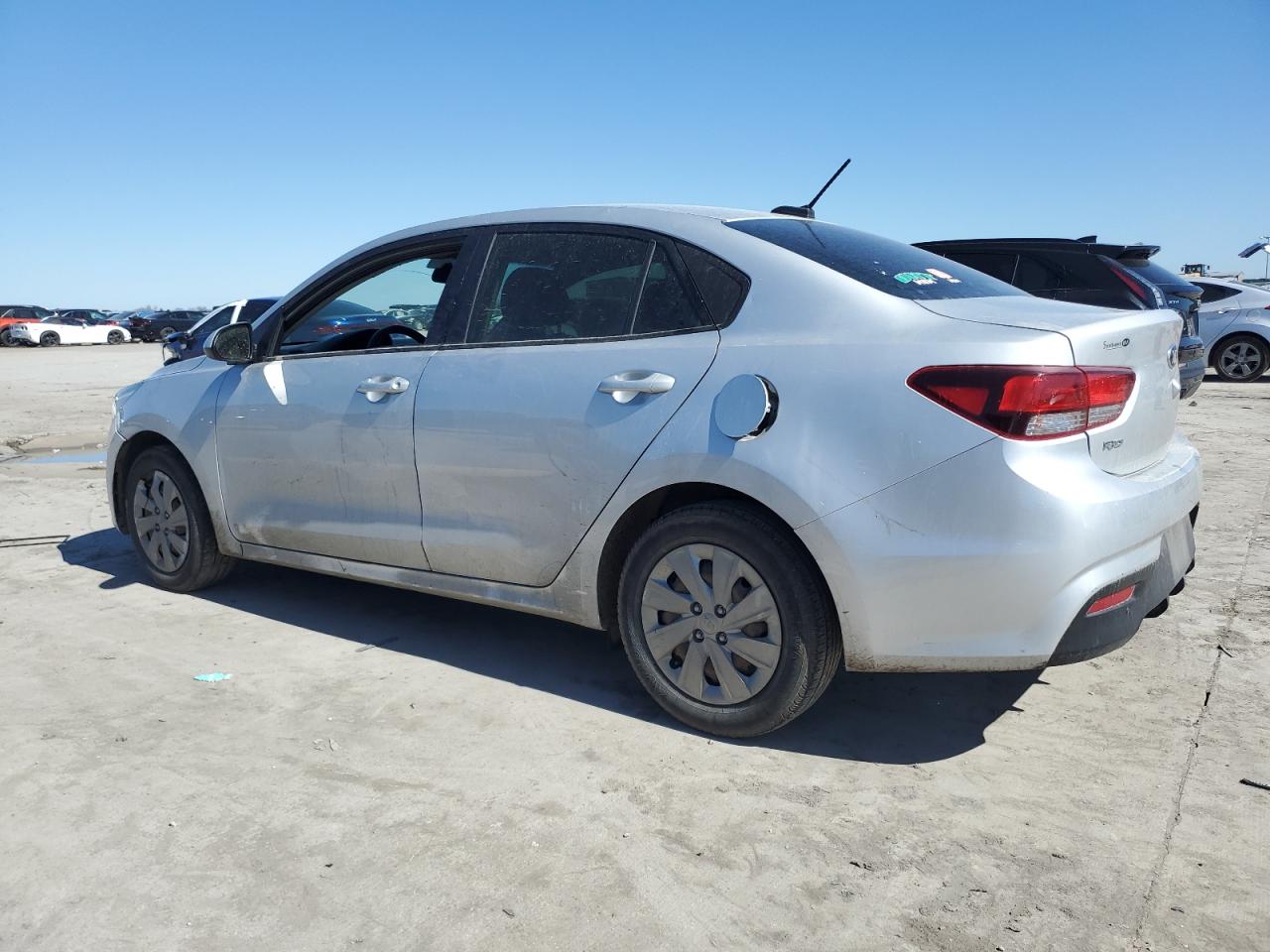 2019 Kia Rio - Image 2