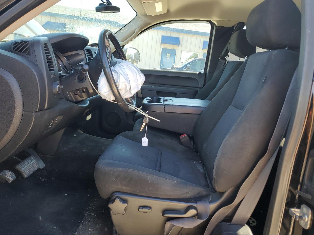2011 Chevrolet Silverado - Image 7