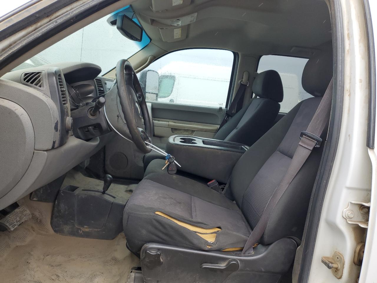 2013 Chevrolet Silverado - Image 7