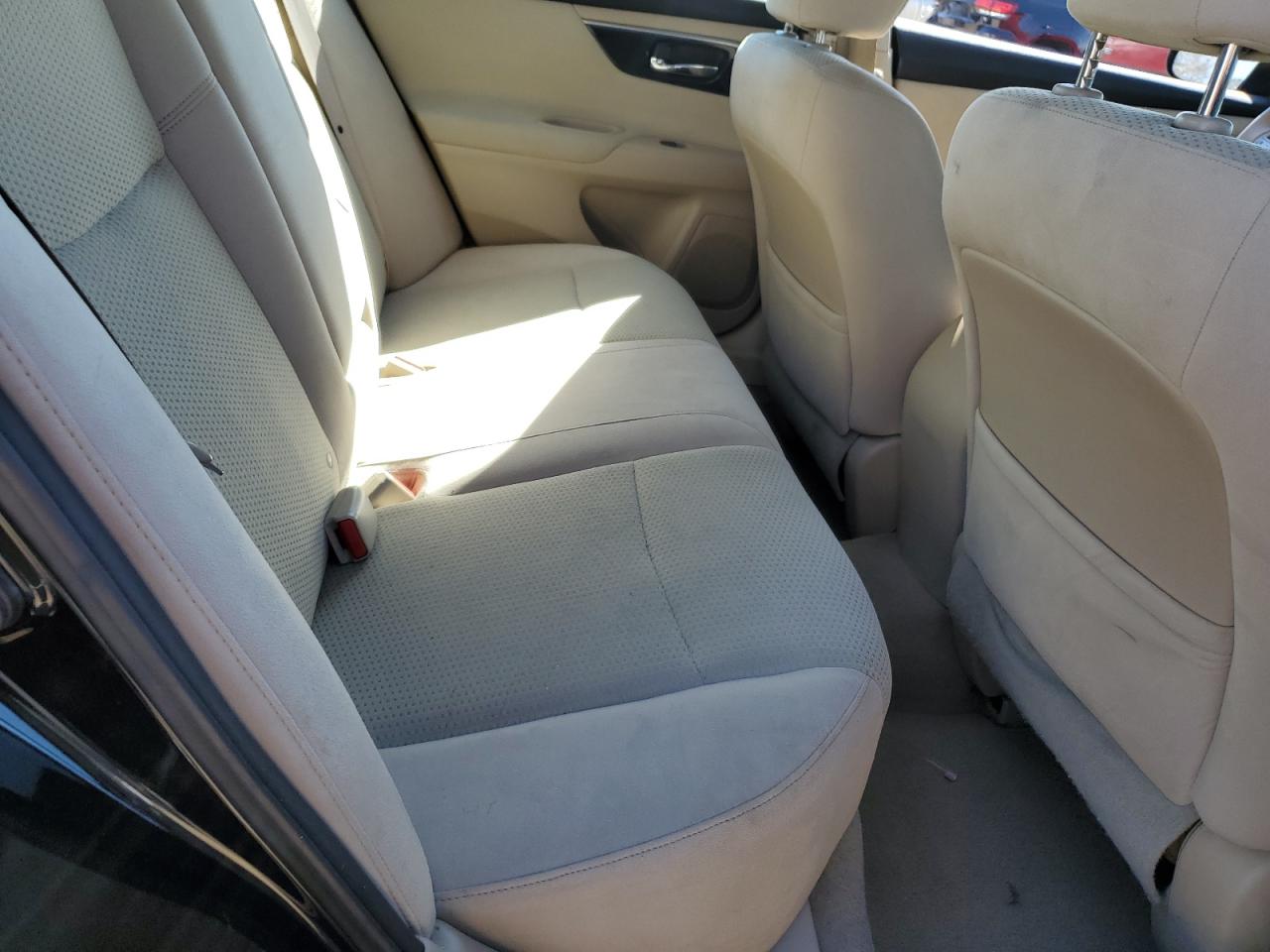 2014 Nissan Altima - Image 11