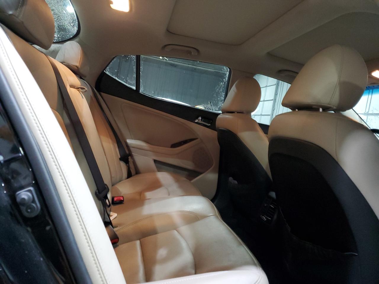 2013 Kia Optima - Image 11