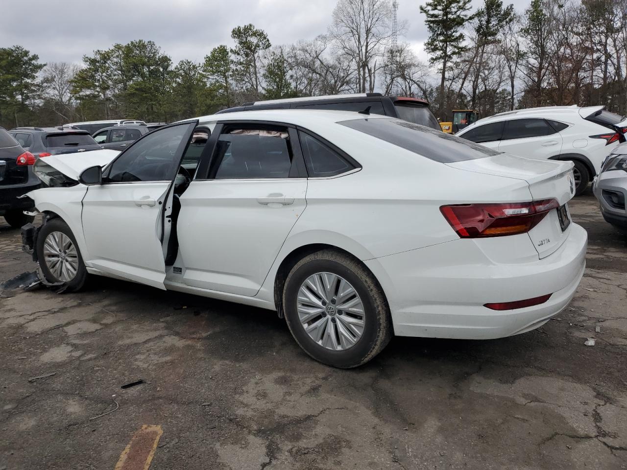 2019 Volkswagen Jetta - Image 2