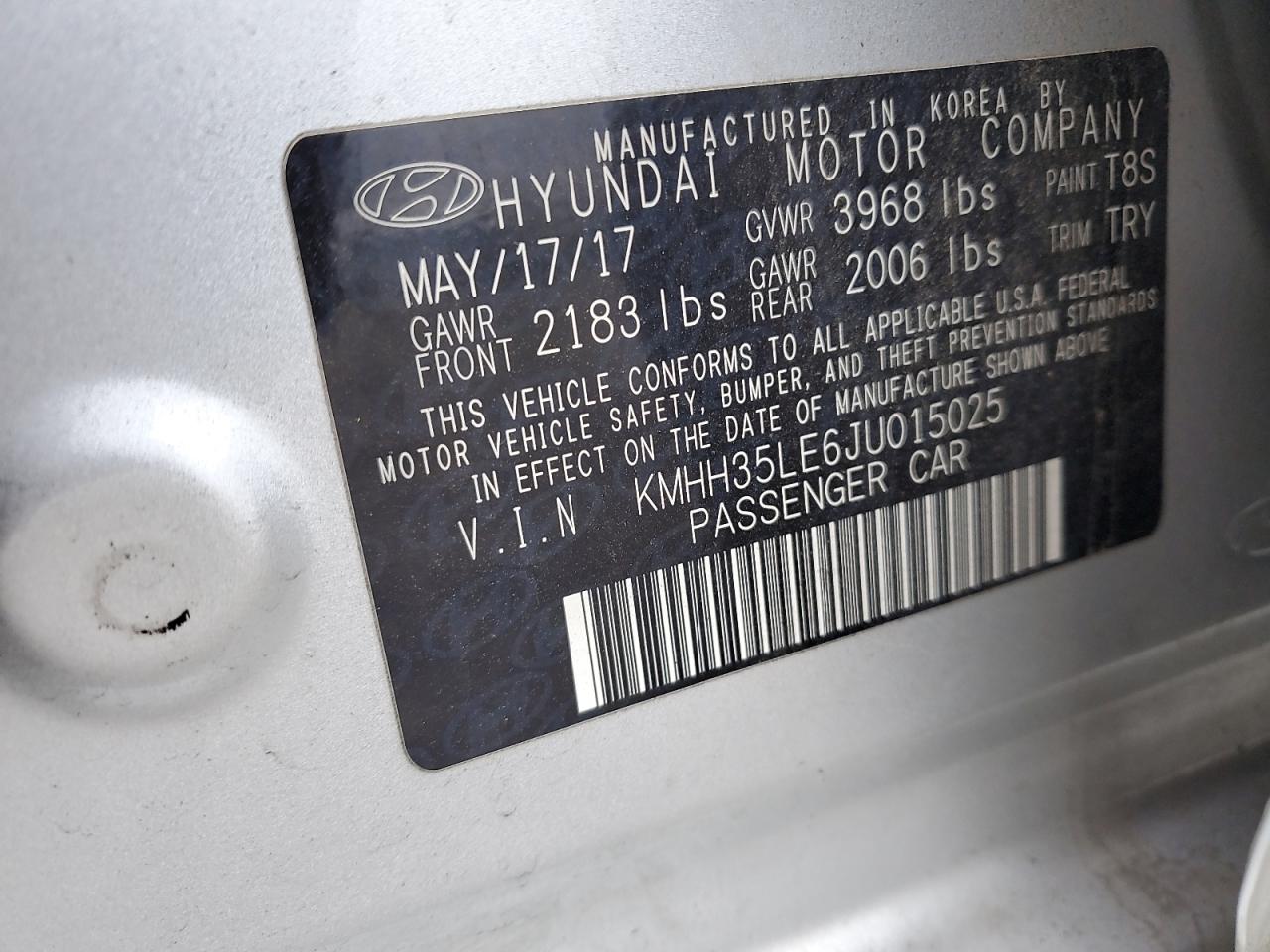 2018 Hyundai Elantra - Image 12