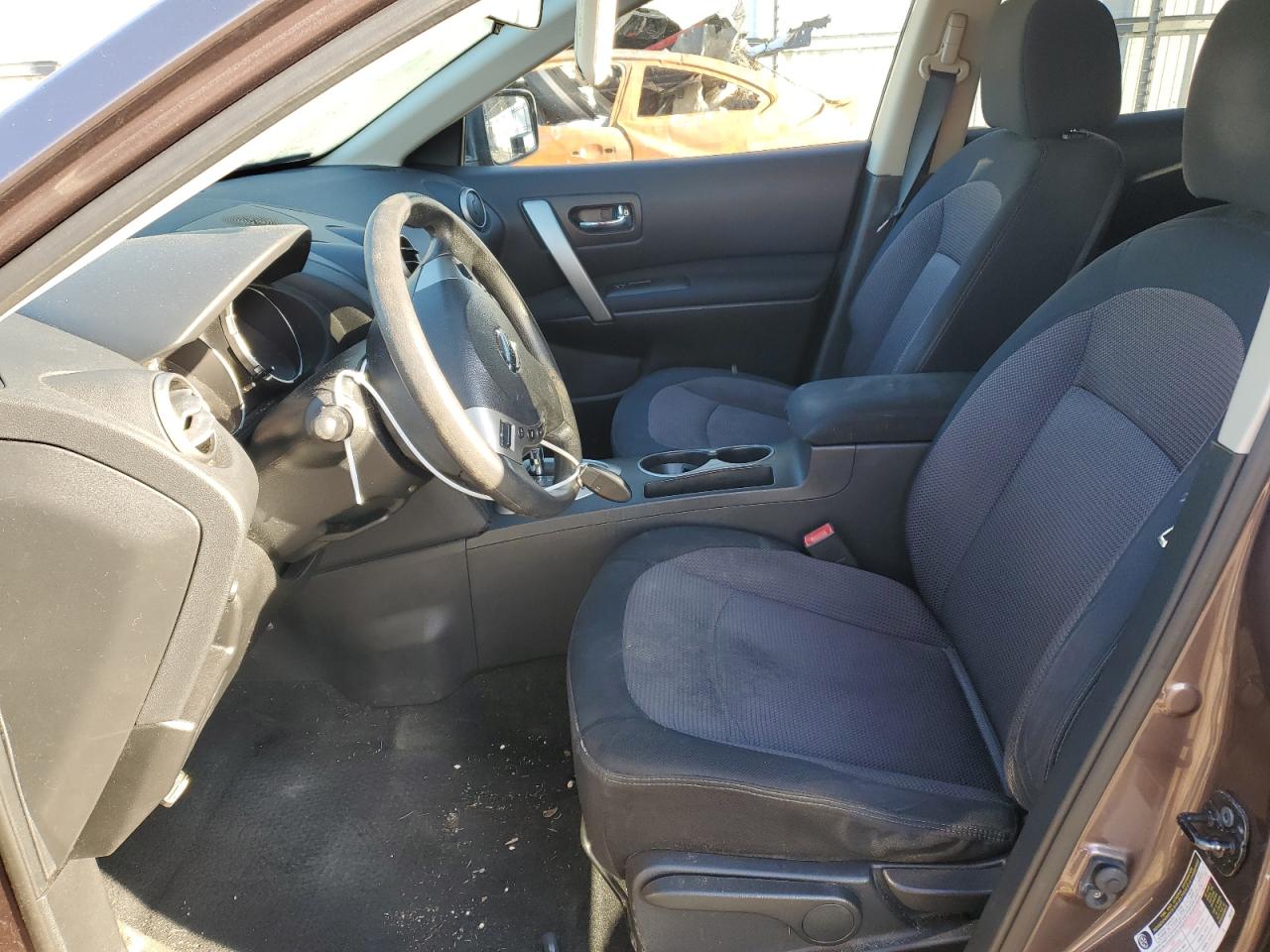 2010 Nissan Rogue - Image 7
