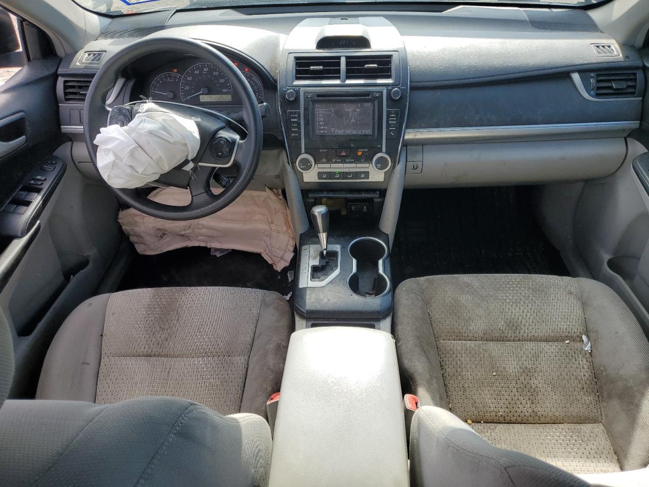 2014 Toyota Camry - Image 8