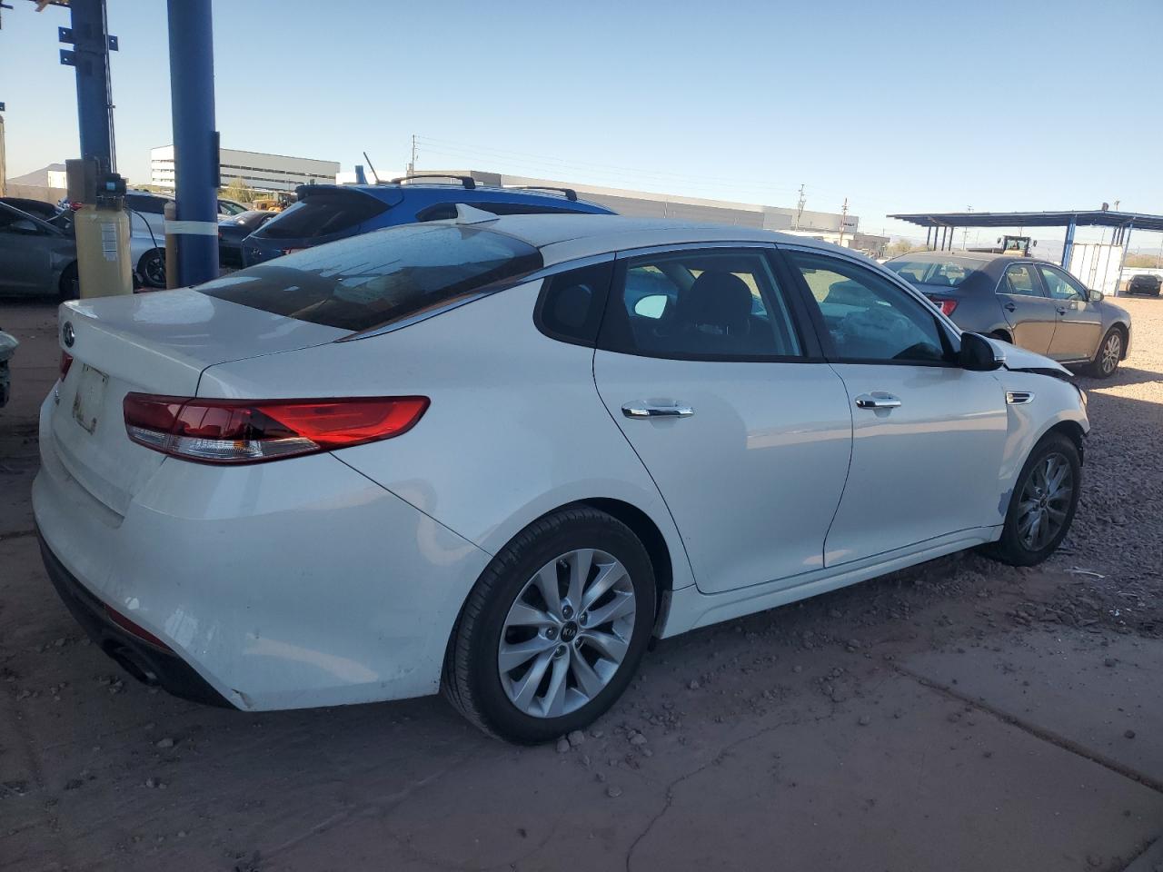 2017 Kia Optima - Image 3