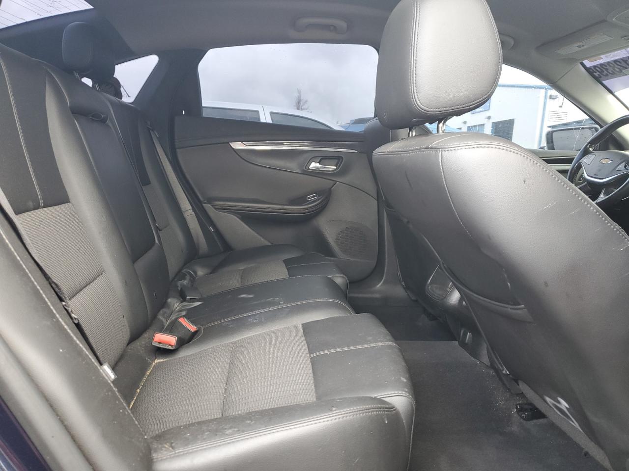 2018 Chevrolet Impala - Image 10