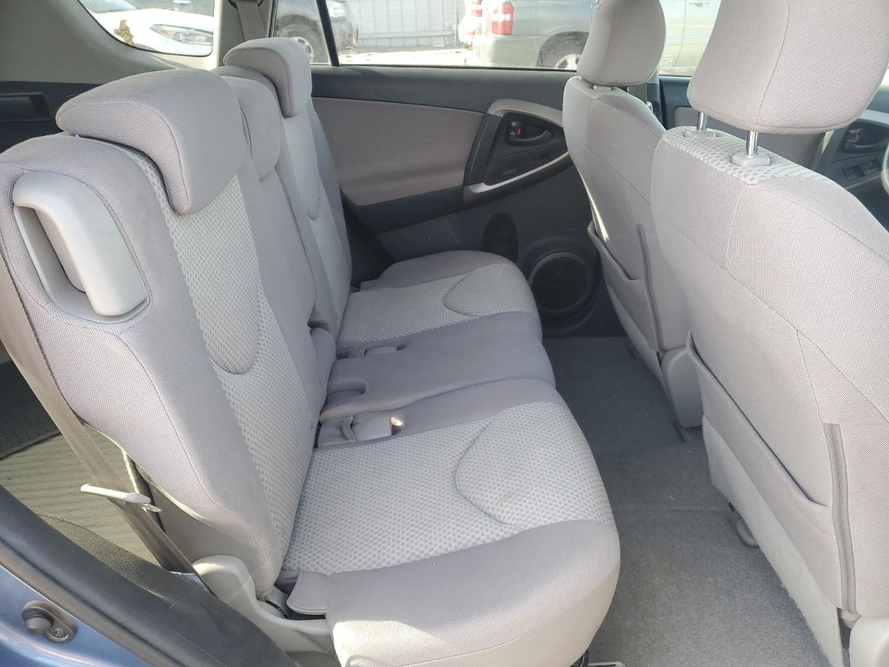 2008 Toyota RAV 4 - Image 11