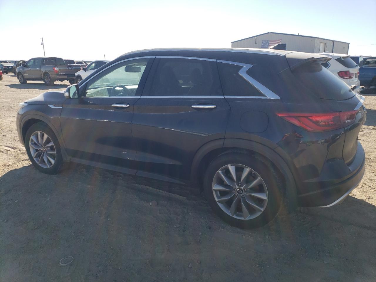 2020 Infiniti QX50 - Image 2