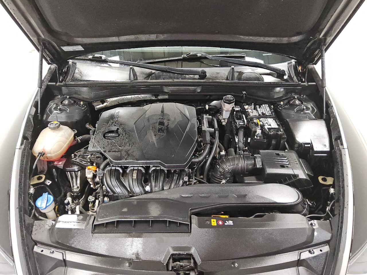 2021 Hyundai Sonata - Image 11