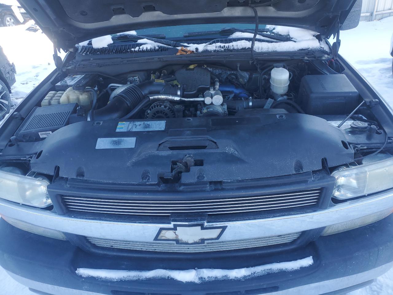 2002 Chevrolet Silverado - Image 11