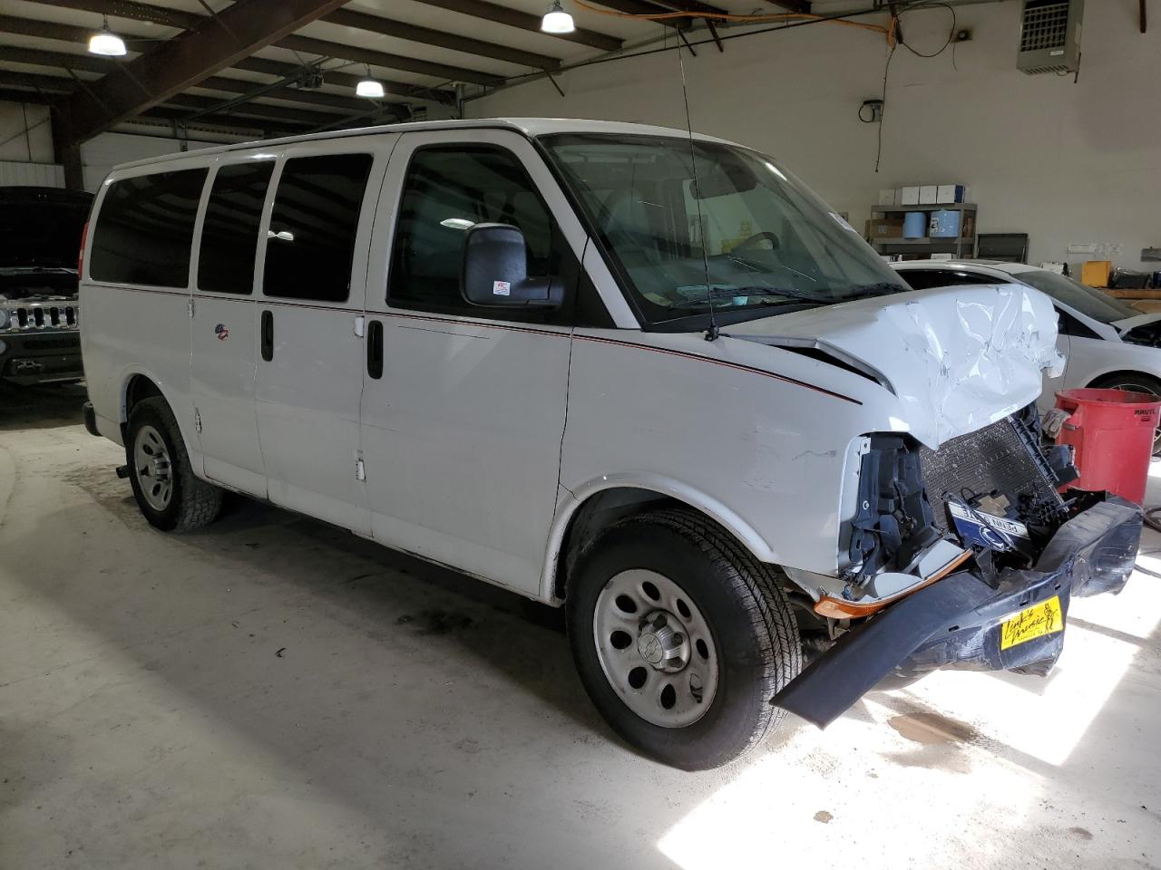 2014 Chevrolet Express - Image 4