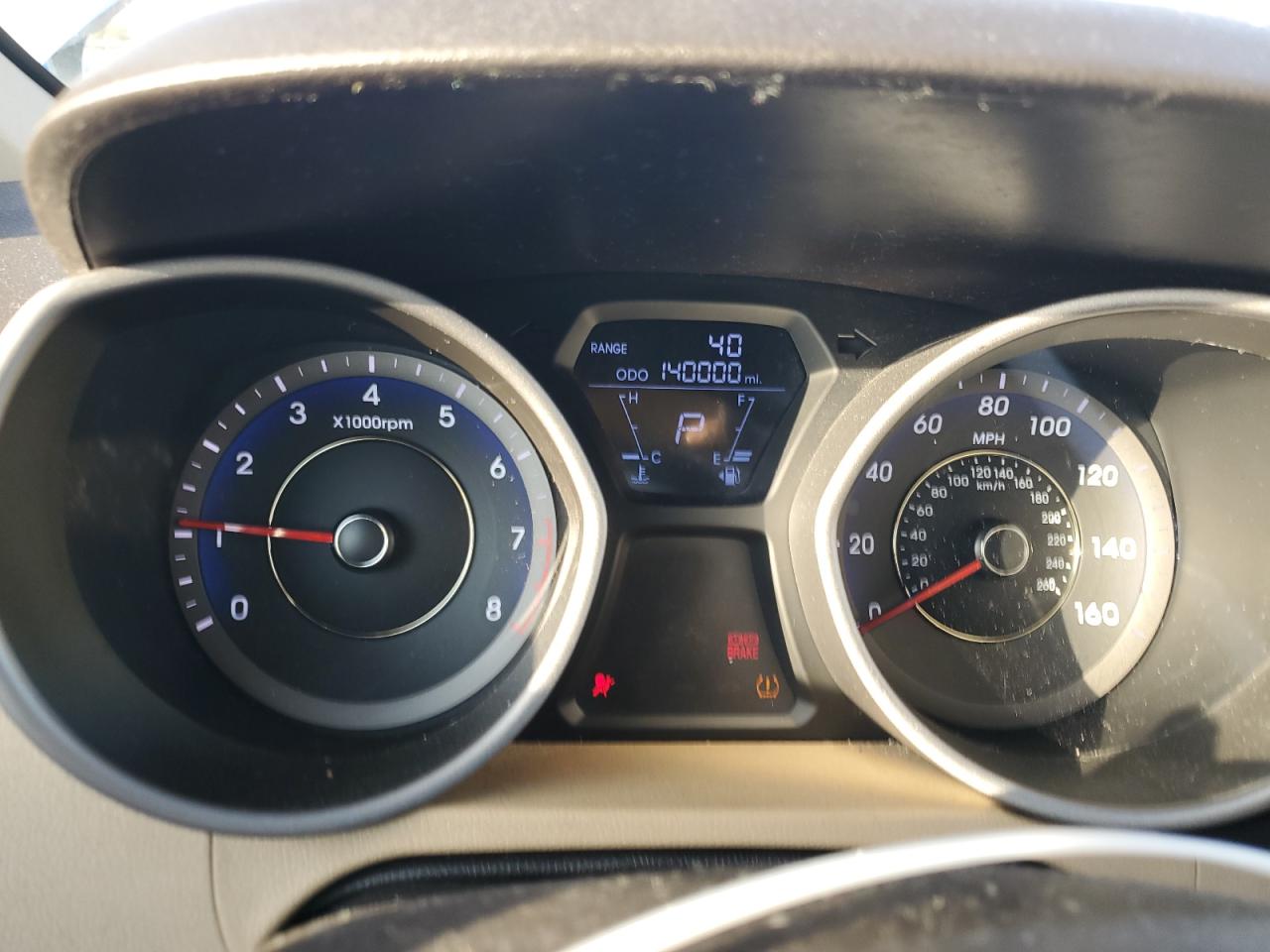 2011 Hyundai Elantra - Image 9