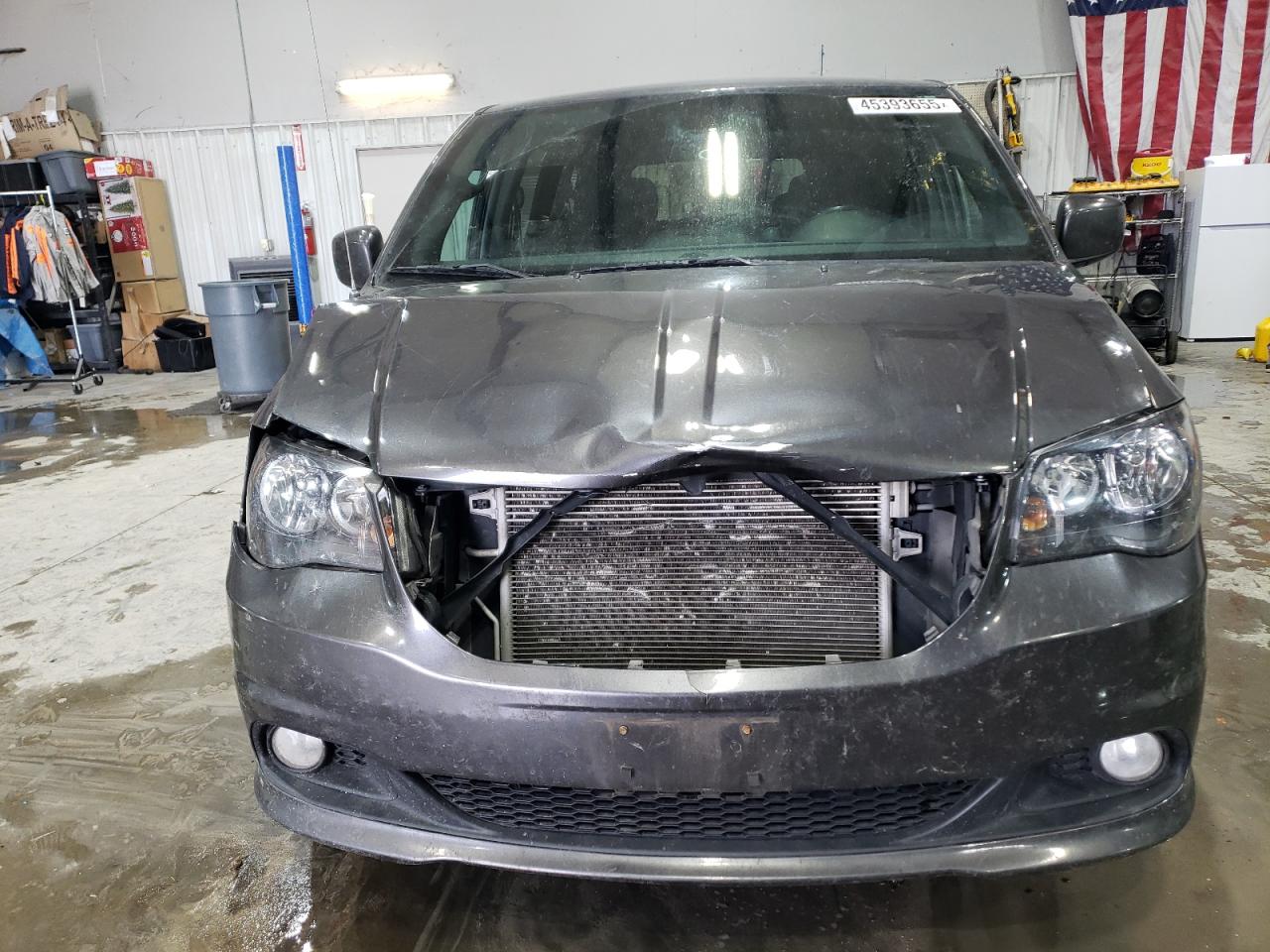 2018 Dodge Caravan - Image 5