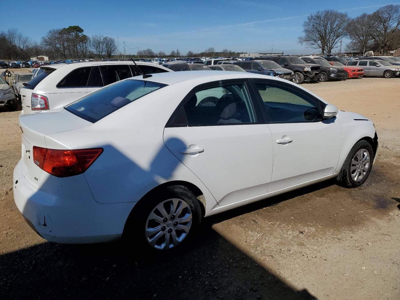 2011 Kia Forte - Image 3
