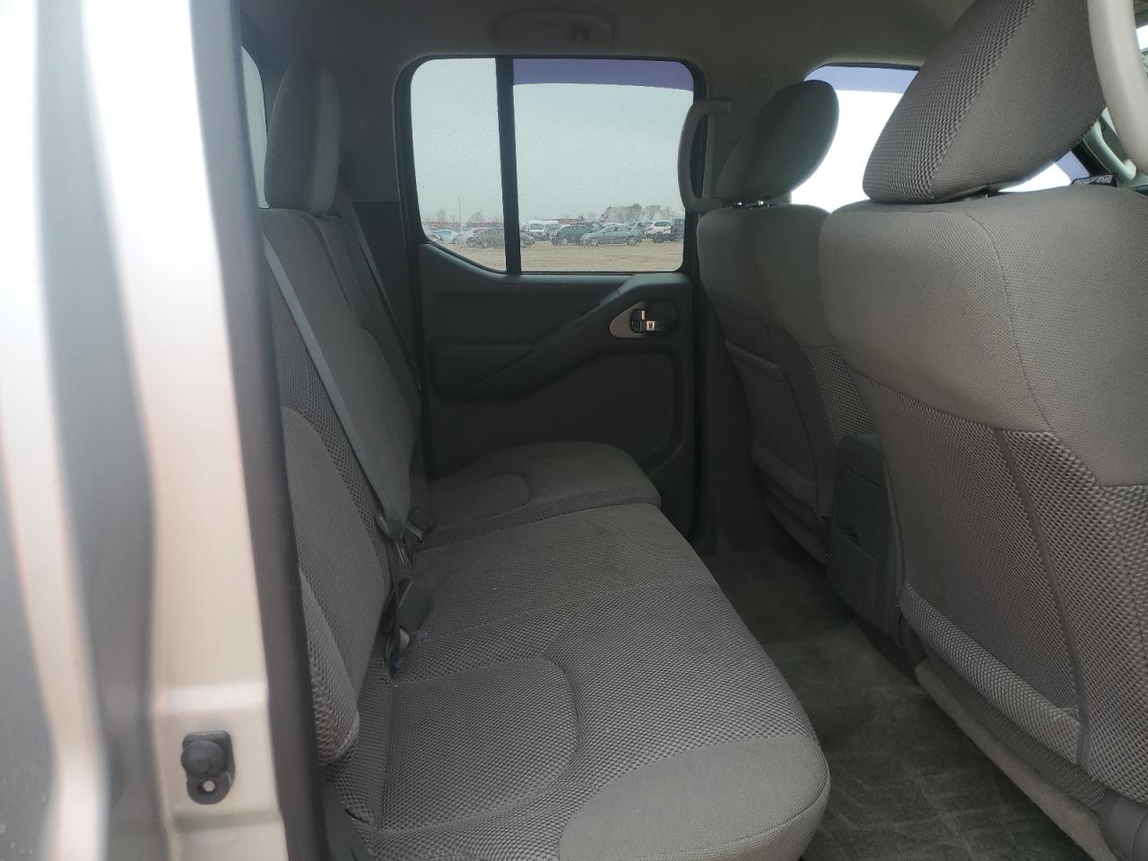 2016 Nissan Navara (Frontier) - Image 10