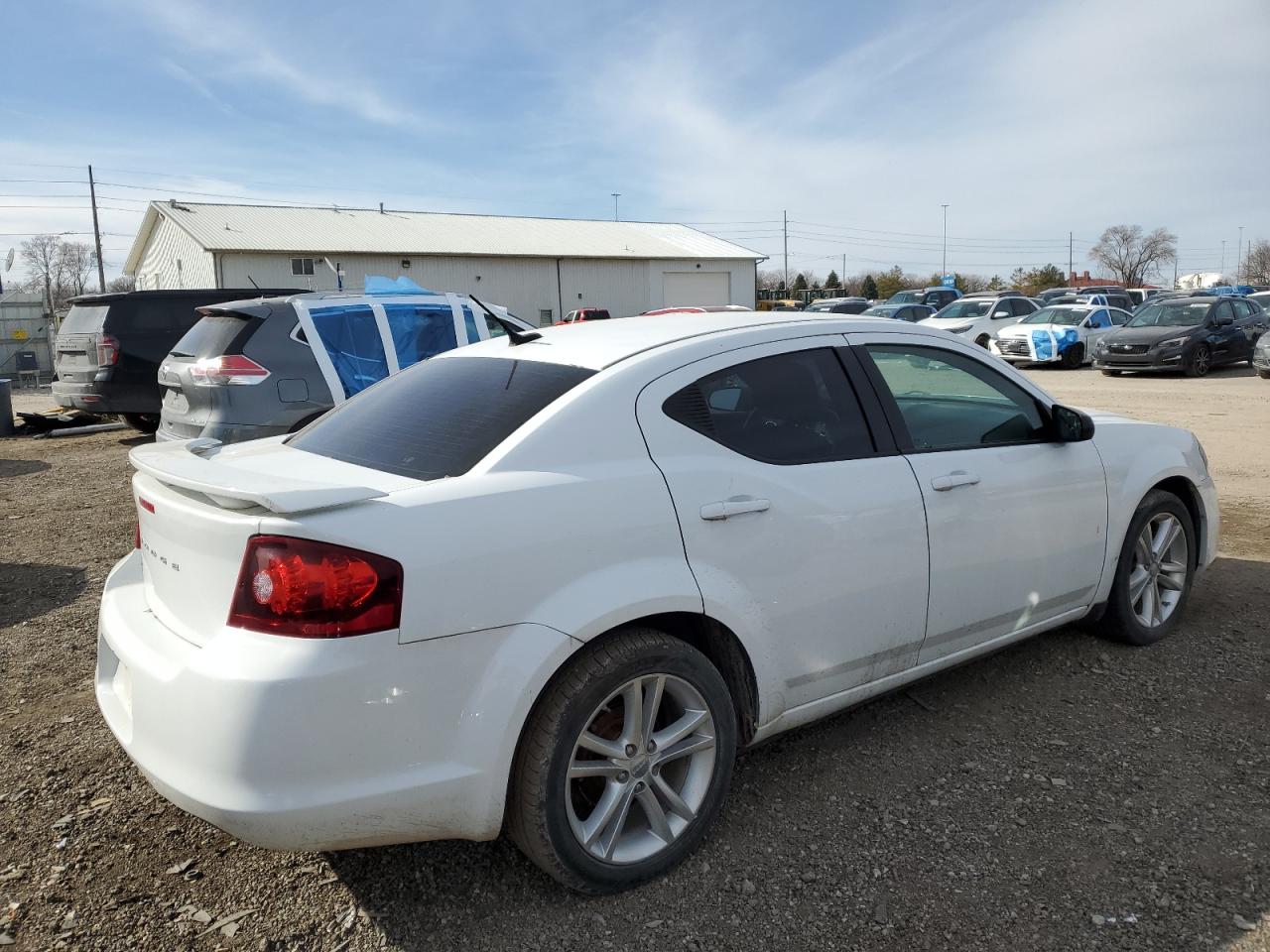2014 Dodge Avenger - Image 3