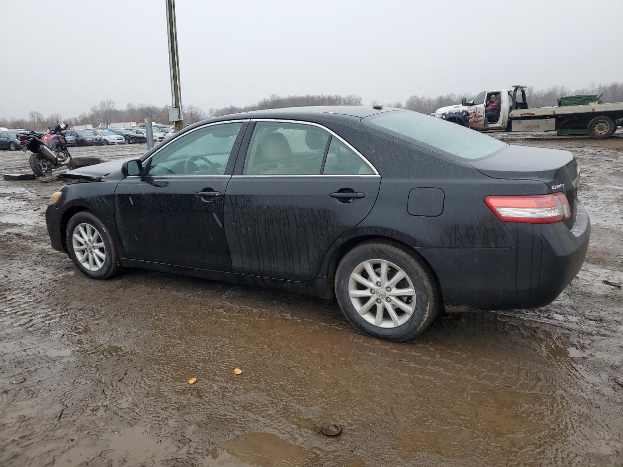 2011 Toyota Camry - Image 2