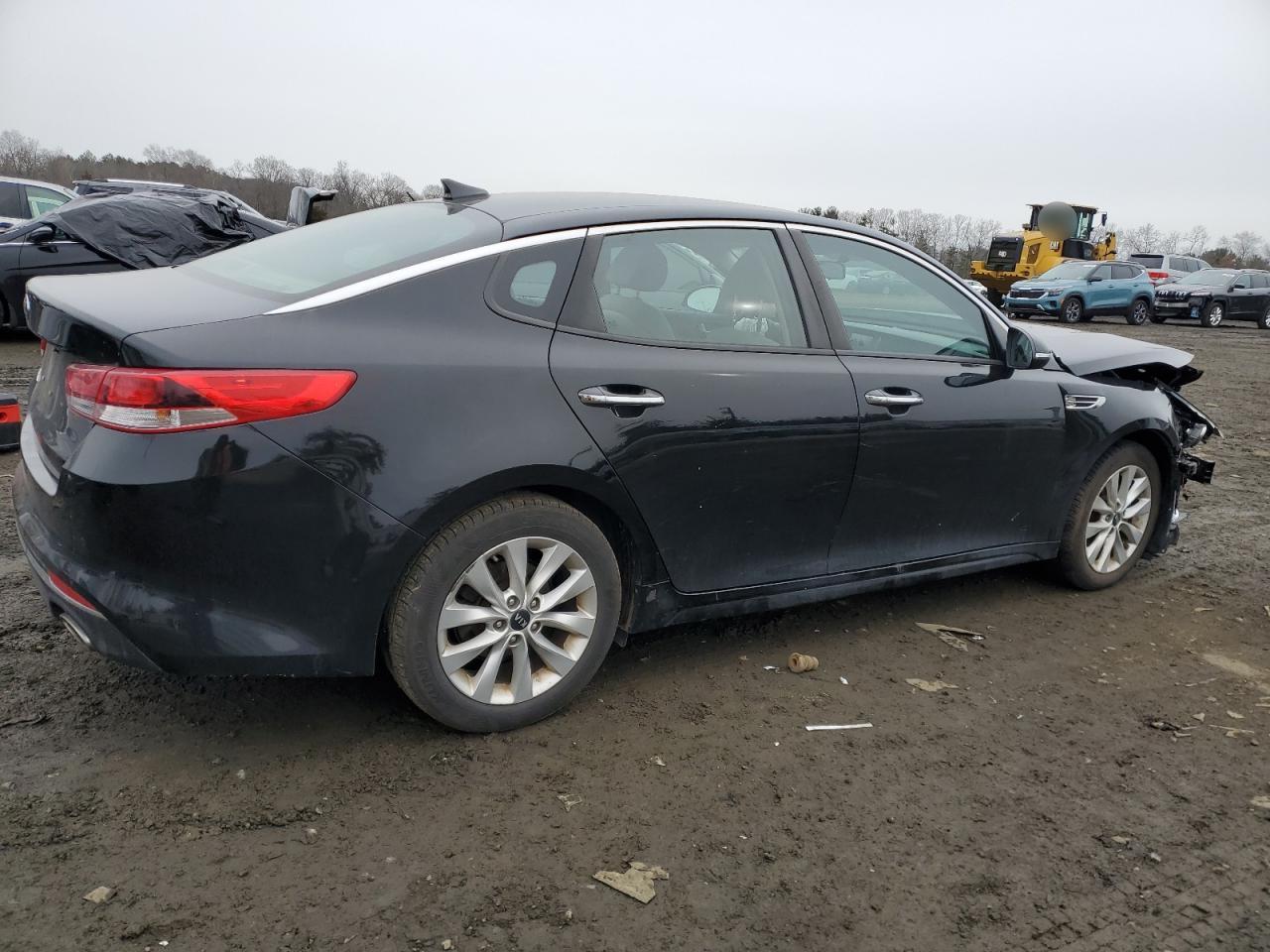 2018 Kia Optima - Image 3