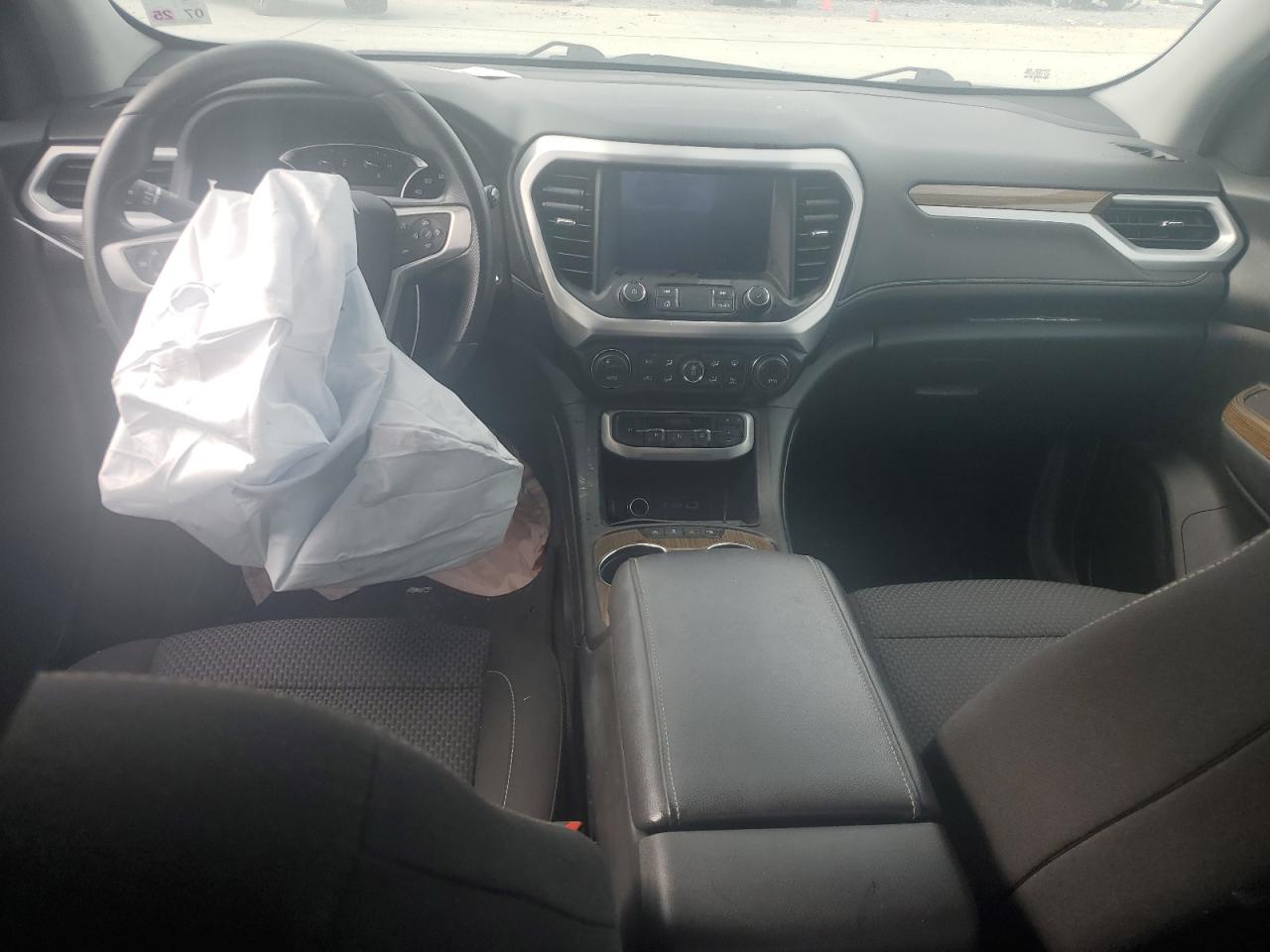 2021 GMC Acadia - Image 8