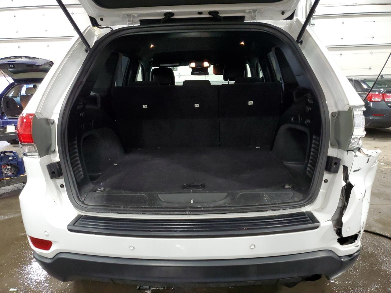 2018 Jeep Grand Cherokee - Image 6