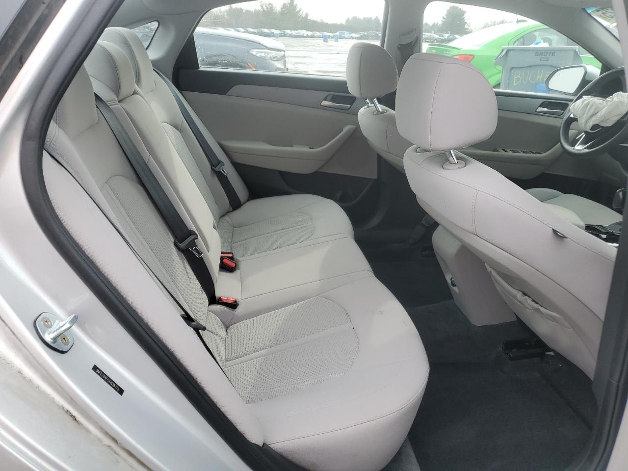 2018 Hyundai Sonata - Image 11