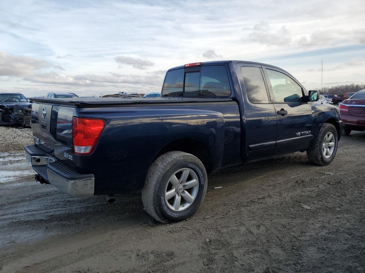 2010 Nissan Titan - Image 3