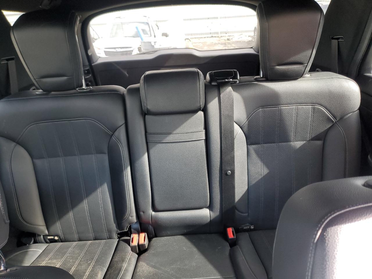 2016 Mercedes-Benz GLE - Image 10