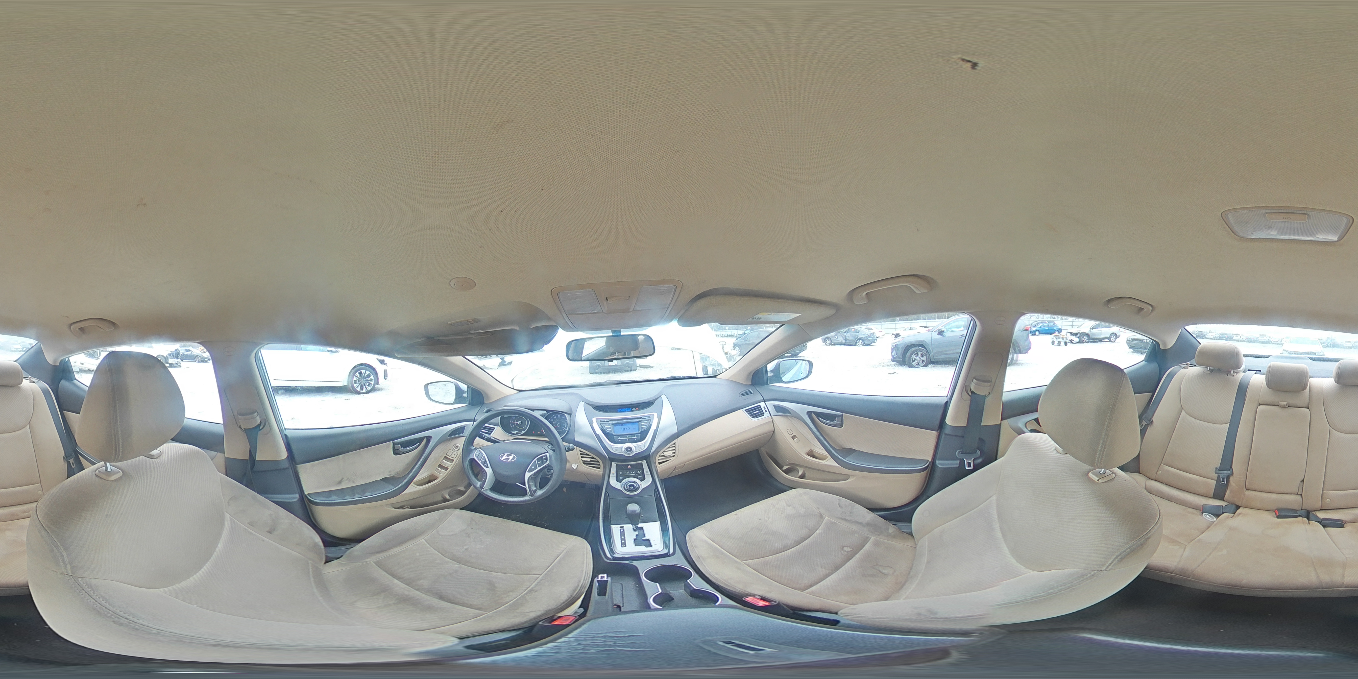 2011 Hyundai Elantra - Image 13