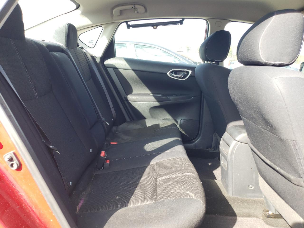 2014 Nissan Sentra - Image 10