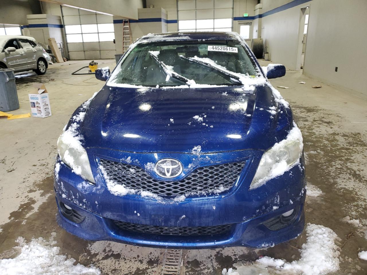 2010 Toyota Camry - Image 5