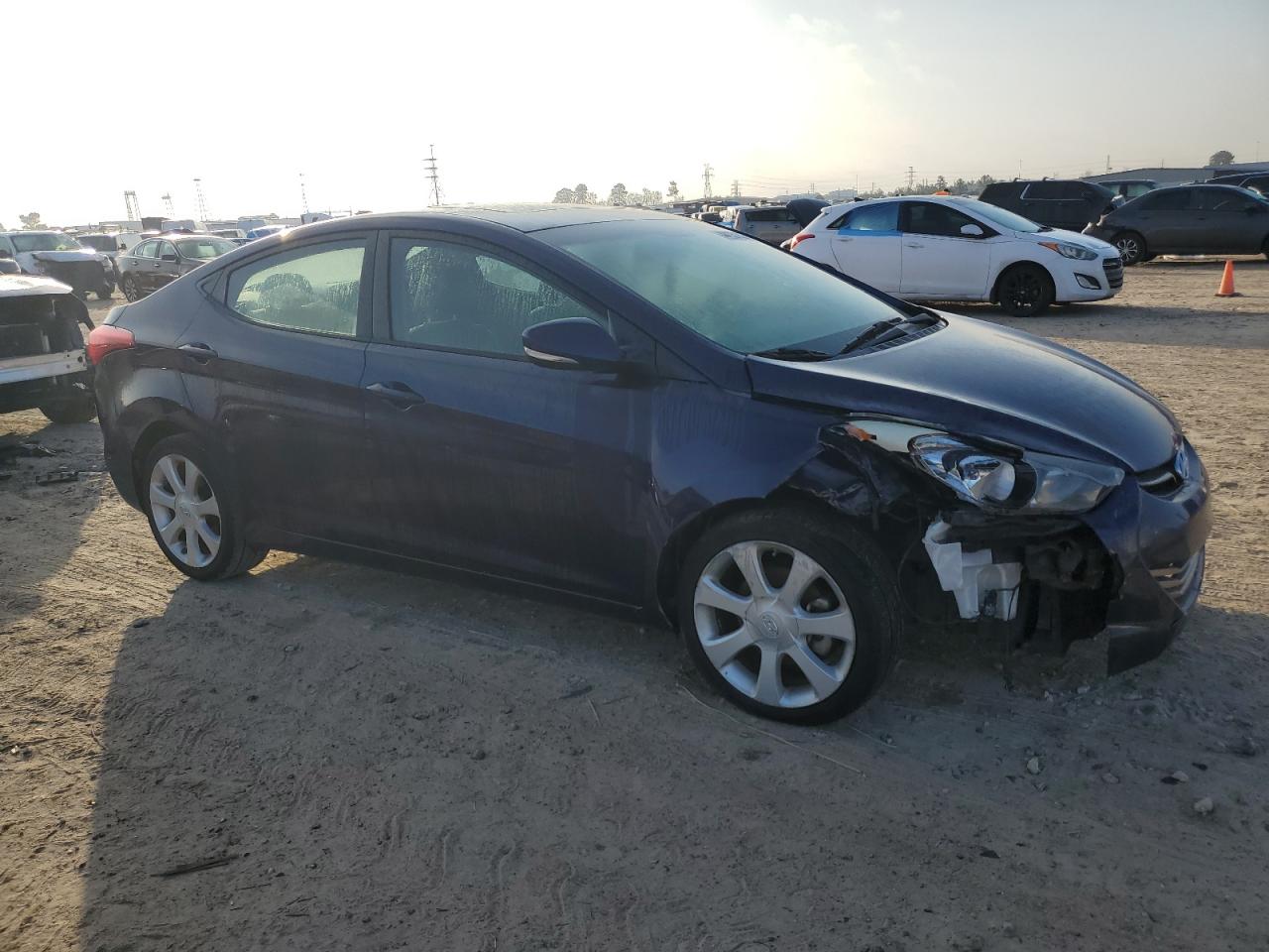 2013 Hyundai Elantra - Image 4