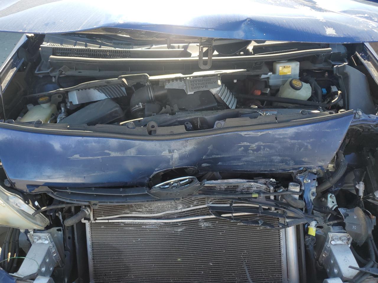 2011 Toyota Prius - Image 11