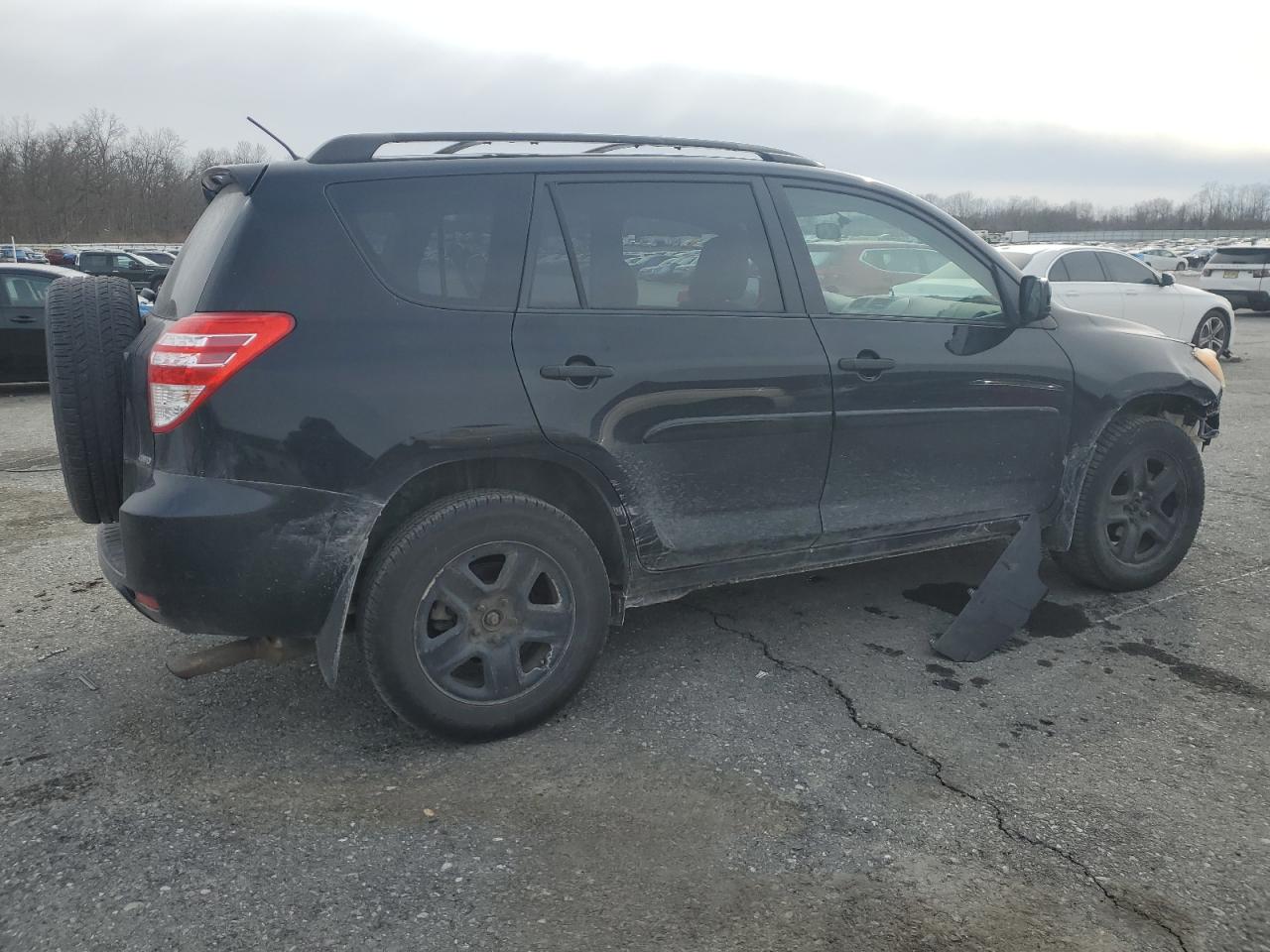 2011 Toyota RAV 4 - Image 3