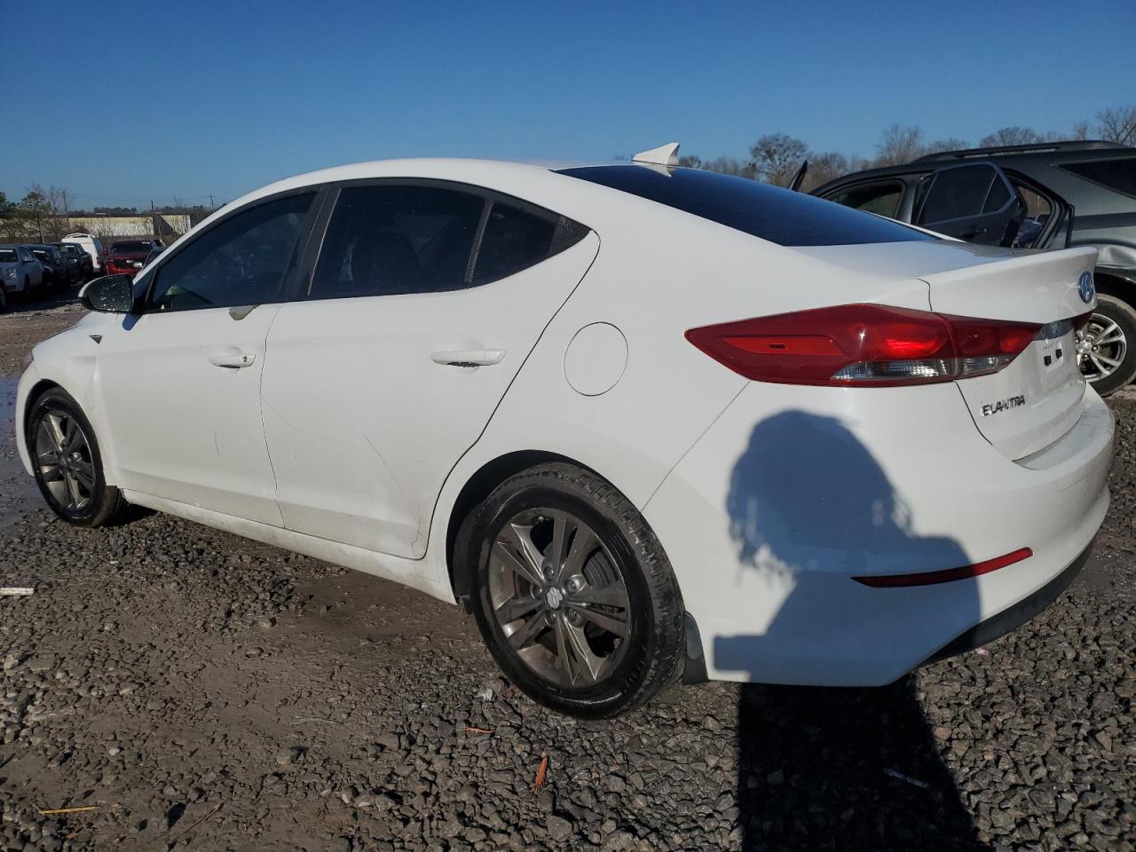 2017 Hyundai Elantra - Image 2