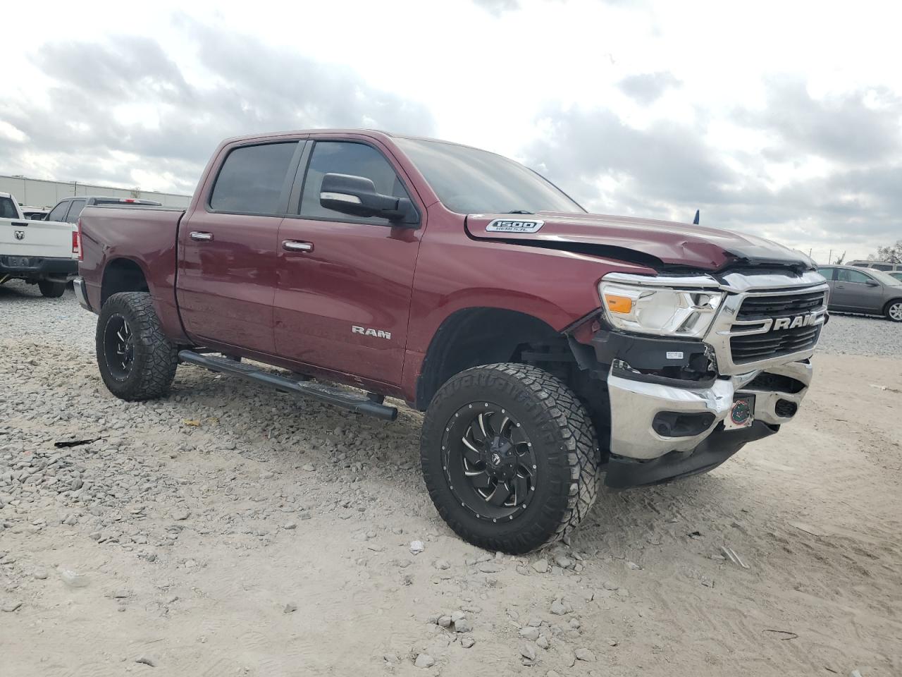 2019 RAM 1500 - Image 4