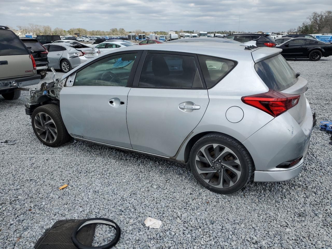2017 Toyota Corolla - Image 2