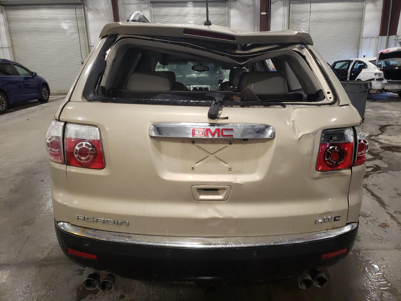2008 GMC Acadia - Image 6