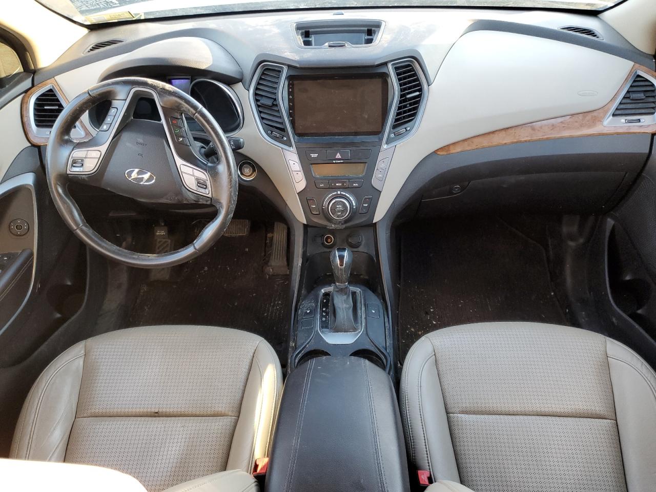 2013 Hyundai Santa Fe - Image 8