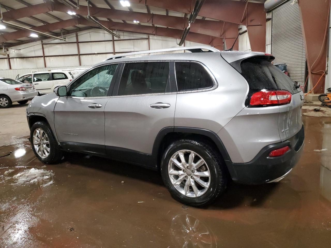 2015 Jeep Grand Cherokee - Image 2